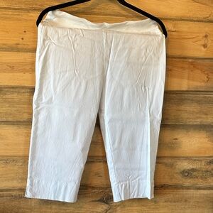 Ruby Rd. Classic White Capris